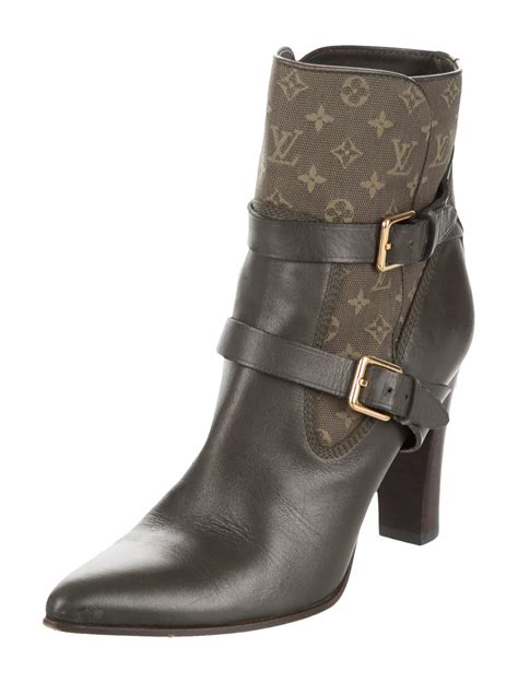 louis vuitton boots monogram.